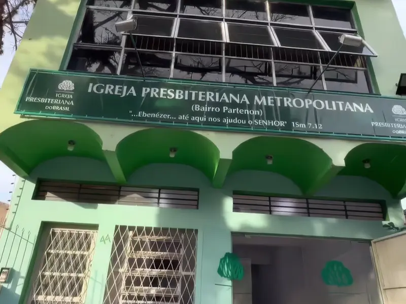 Fachada da Igreja Presbiteriana Metropolitana de Porto Alegre, na R. Juarez Távora, 44